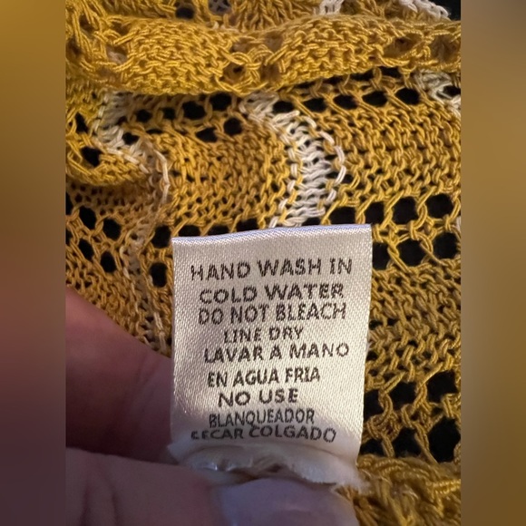 Entro Summer Sweater - Size Large - $24 - Picture 5 of 10